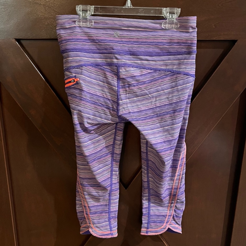 Lululemon Cropped Purple Striped Leggings Athletic - Picture 10 of 12